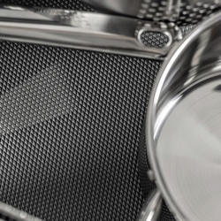 MATA ANTYPOŚLIZGOWA DO SZUFLAD KUCHENNYCH AXISPACE CZARNA ROLKA 5m GTV